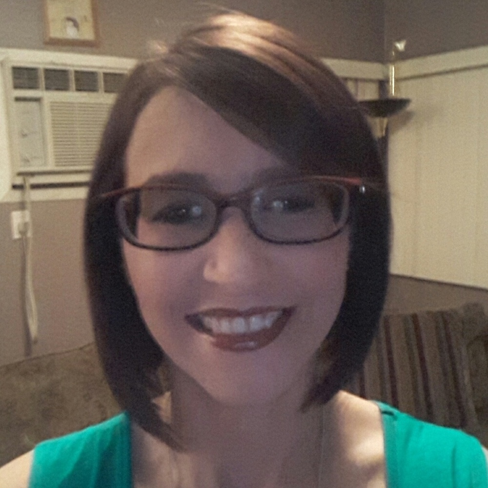 Meet your Posher, Jeannine
